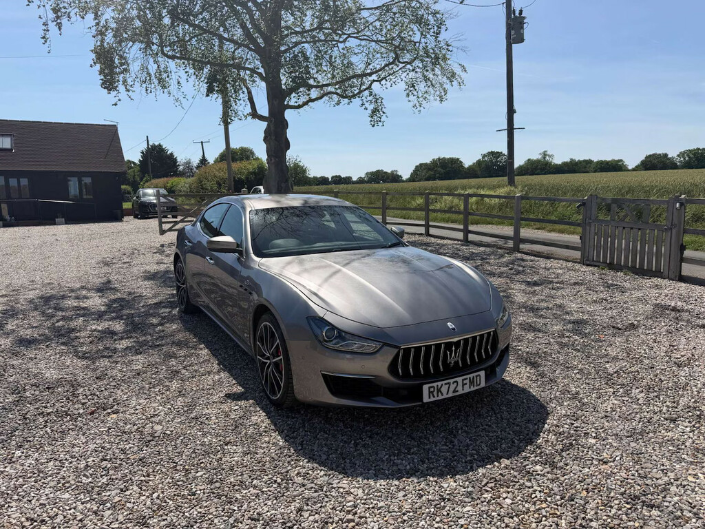 Maserati Ghibli Hybrid Gt Saloon Grey