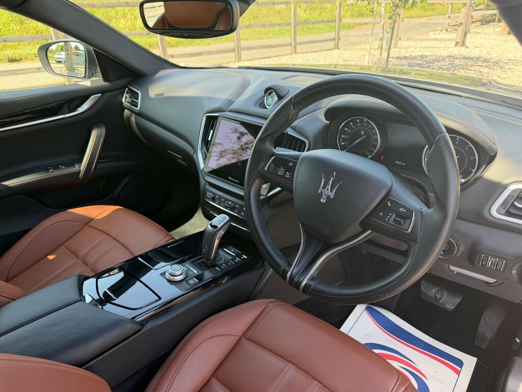 Maserati Ghibli V8 Trofeo Black #18