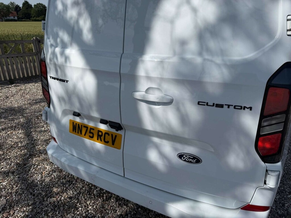 Ford Transit Custom 2.0 Ecoblue 136Ps H1 Van Limited Panel Van WN75RCV White #6