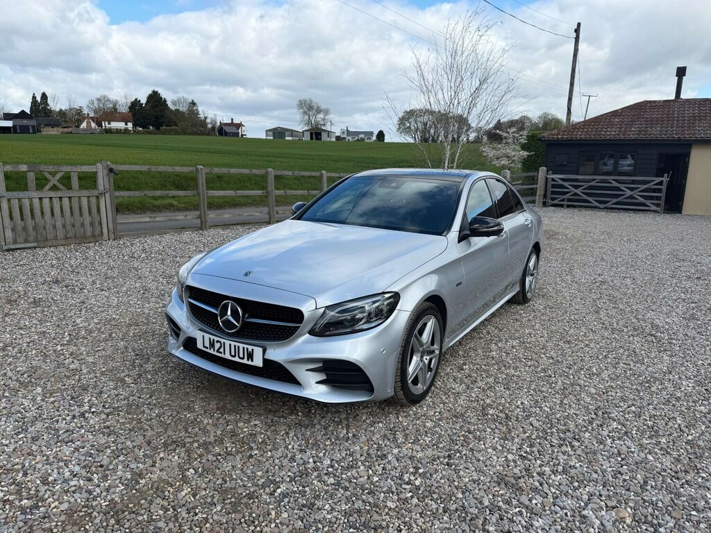 Mercedes-Benz C Class C300e Amg Line Premium Plus 9G-tronic Saloon P Silver