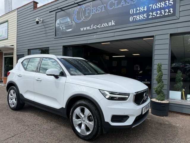 Volvo XC40 1.5 T3 Momentum Suv Euro 6 S S AY19FSV White #6
