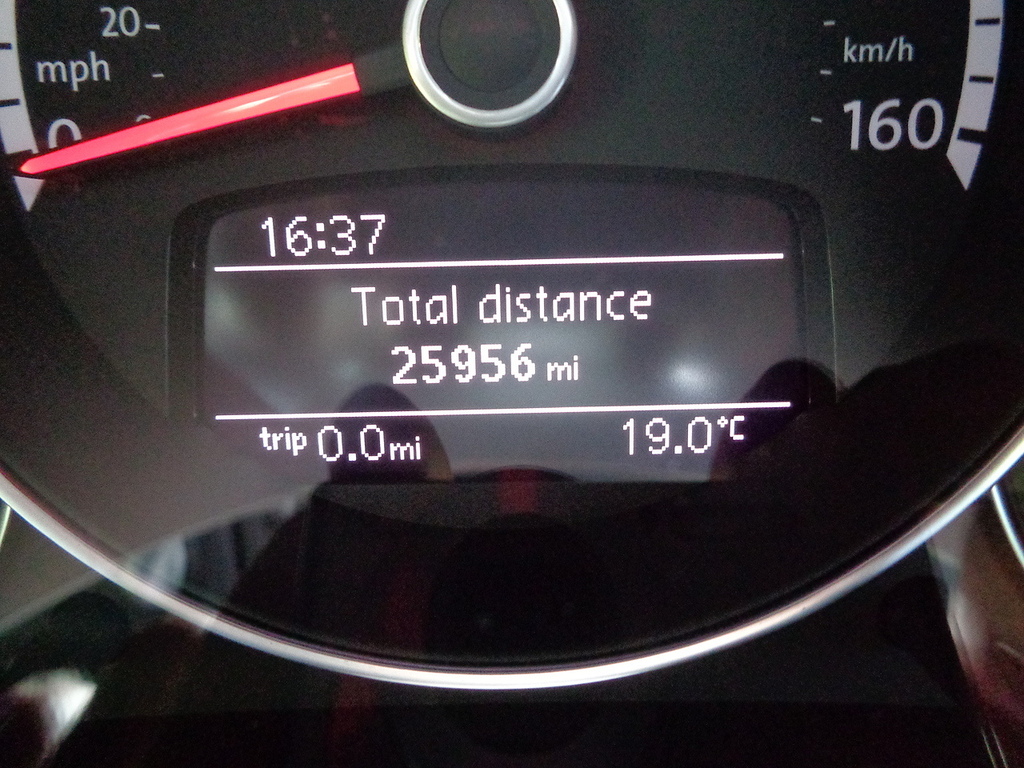 Volkswagen Beetle Beetle Tsi Bluemotion Tec - 2016 16 Grey #11