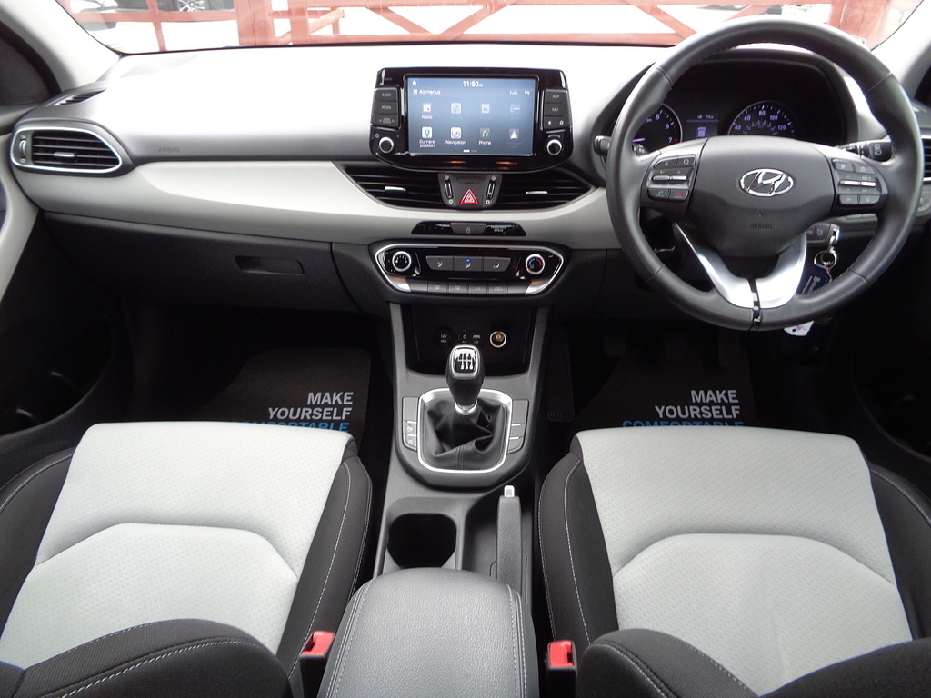 Hyundai I30 T-gdi Blue Drive Se Nav Grey #2