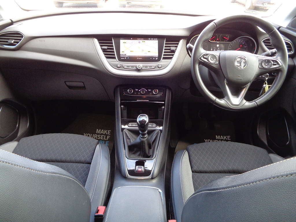 Vauxhall Grandland X Turbo Sport Nav Grey #3