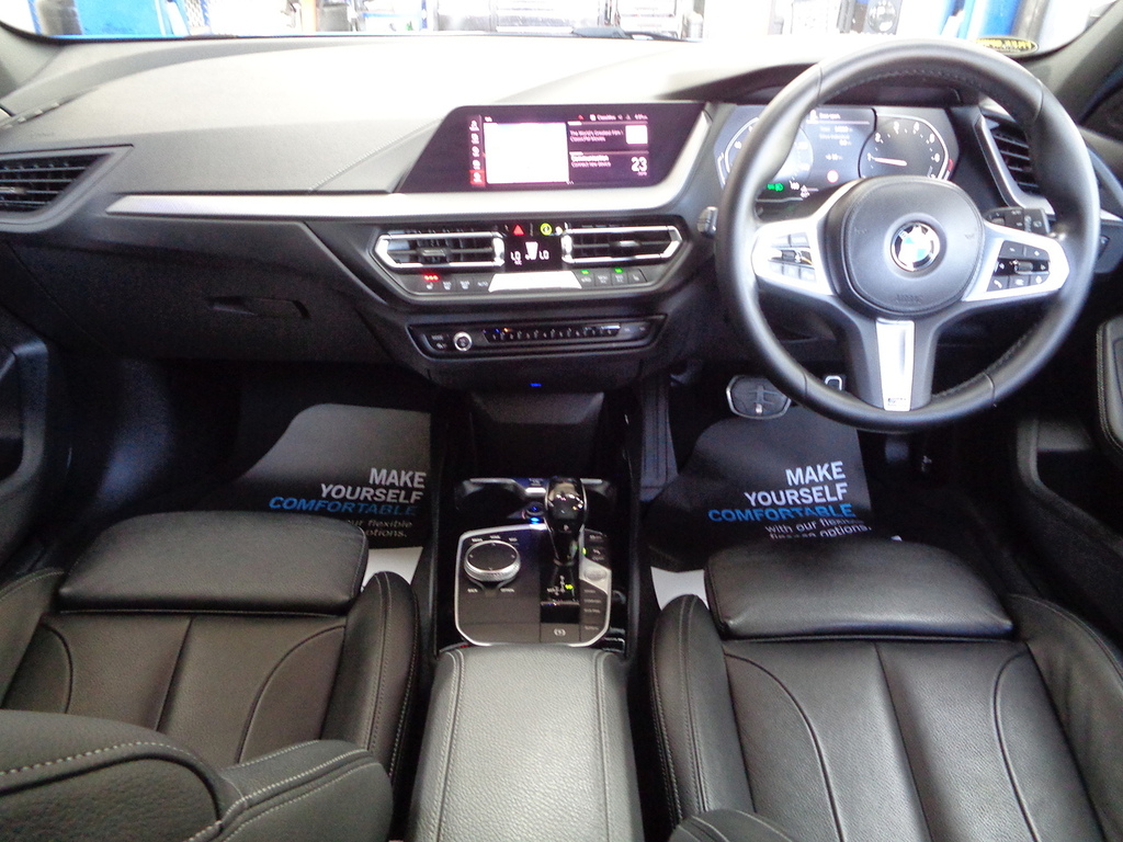 BMW 1 Series 118I M Sport Blue #3