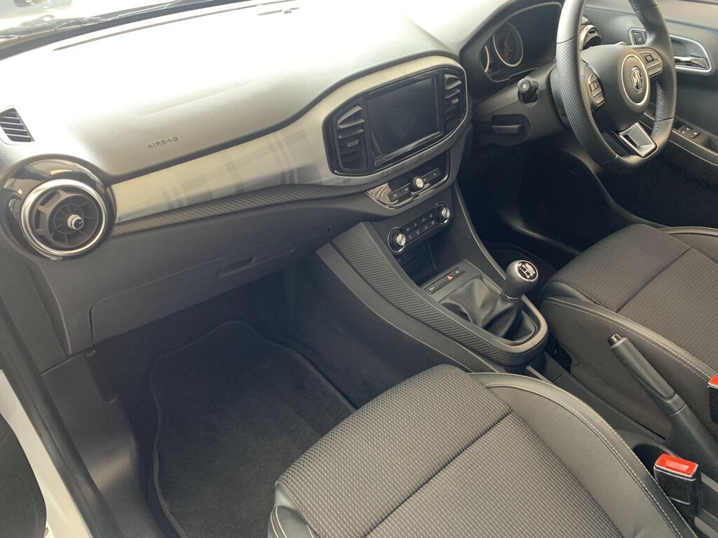 MG MG3 1.5 Vti-tech Exclusive Nav White