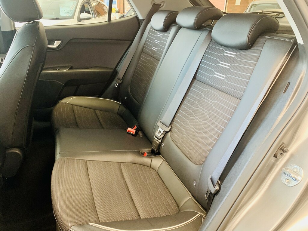 Kia Stonic 1.0 T-gdi Isg 48V 3 Black #22