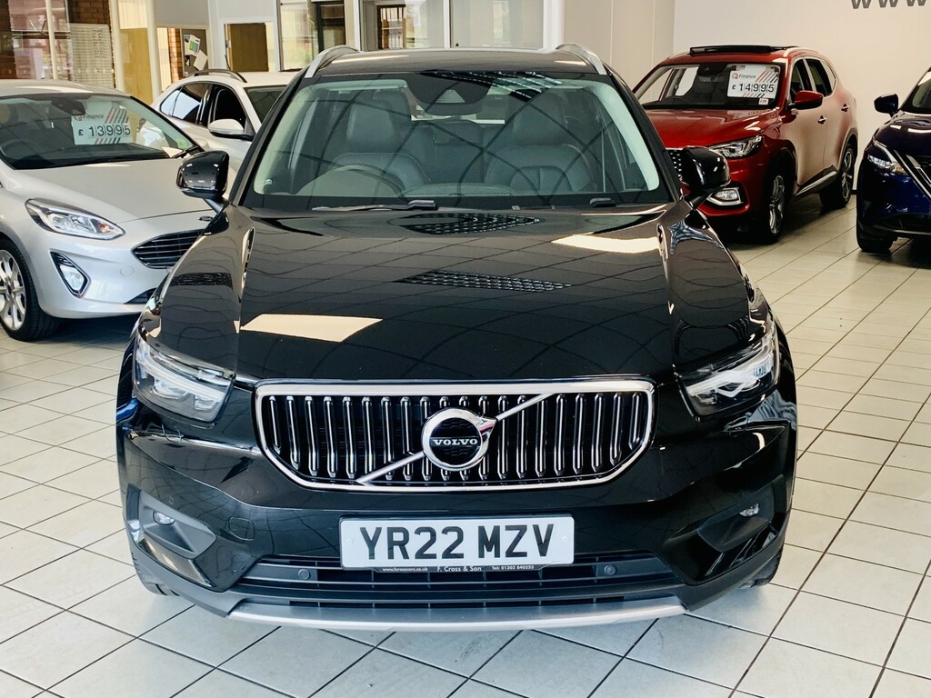 Volvo XC40 1.5 Inscription Pro T3 163 Hp Black #4