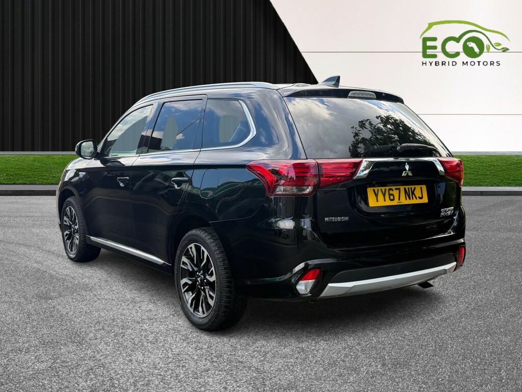 Mitsubishi Outlander 2.0 H 12Kwh 4H Black #5