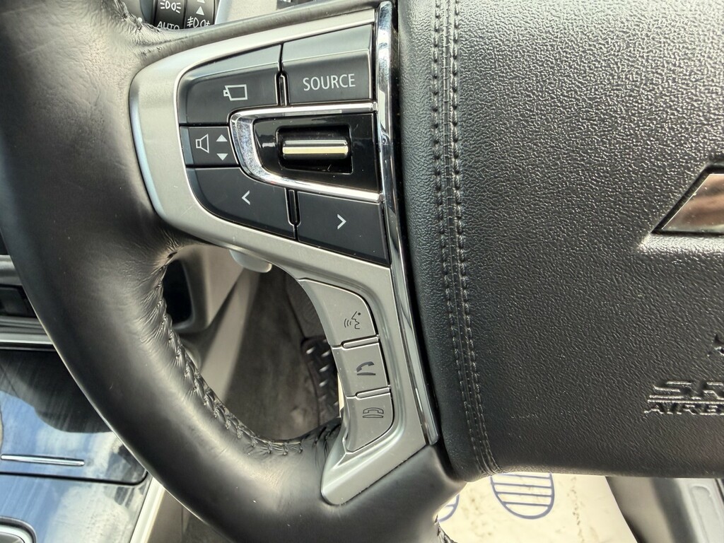 Mitsubishi Outlander 2L 4H Black #36