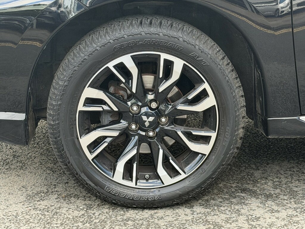 Mitsubishi Outlander 2L 4H Black #21