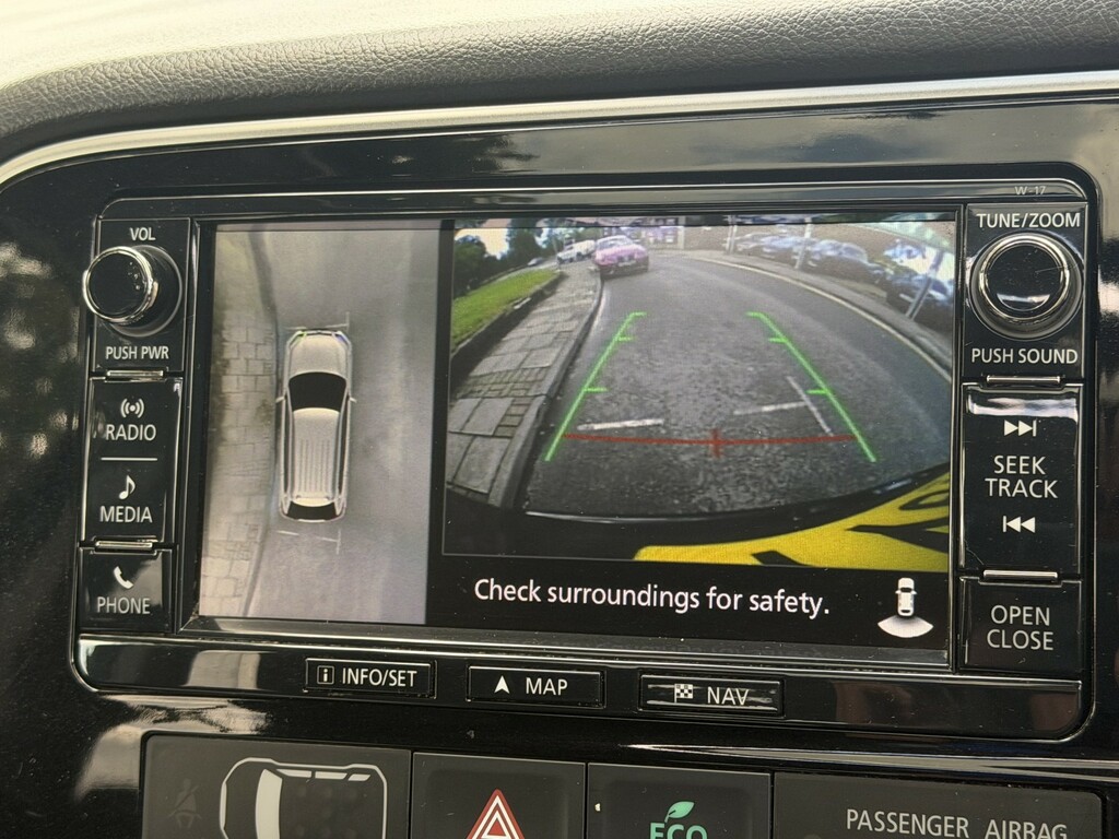 Mitsubishi Outlander 2L 4H Black #44