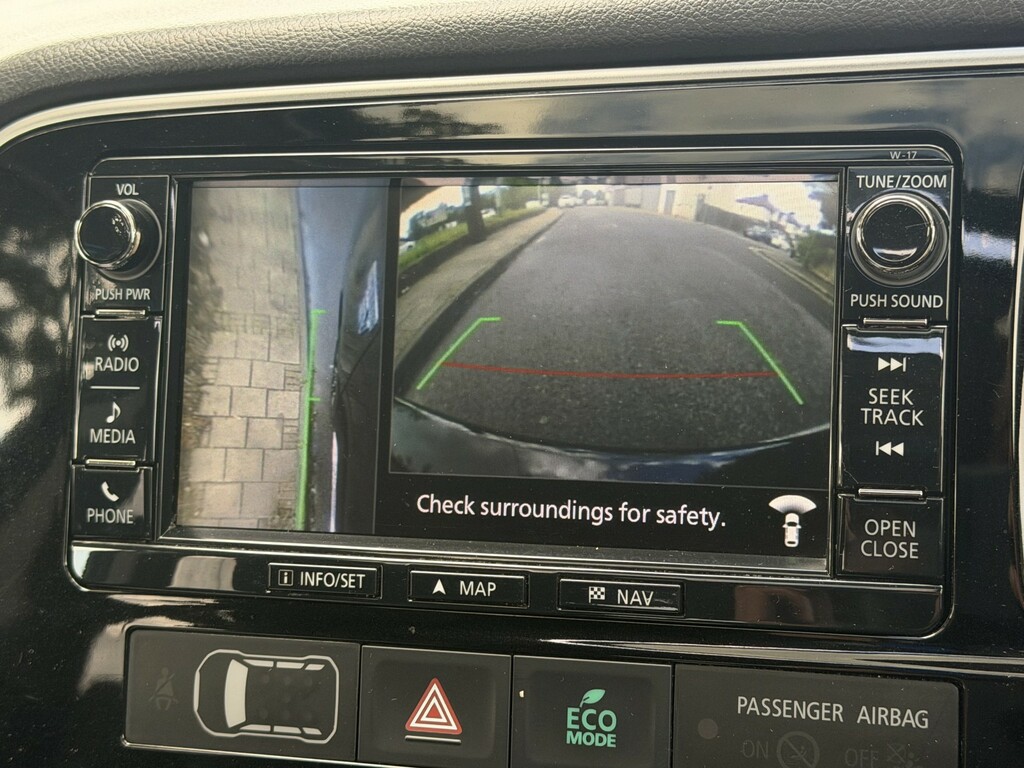 Mitsubishi Outlander 2L 4H Black #42
