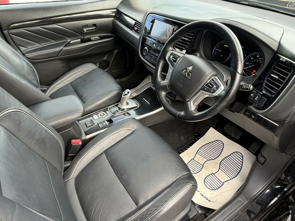 Mitsubishi Outlander 2L 4H Black #25