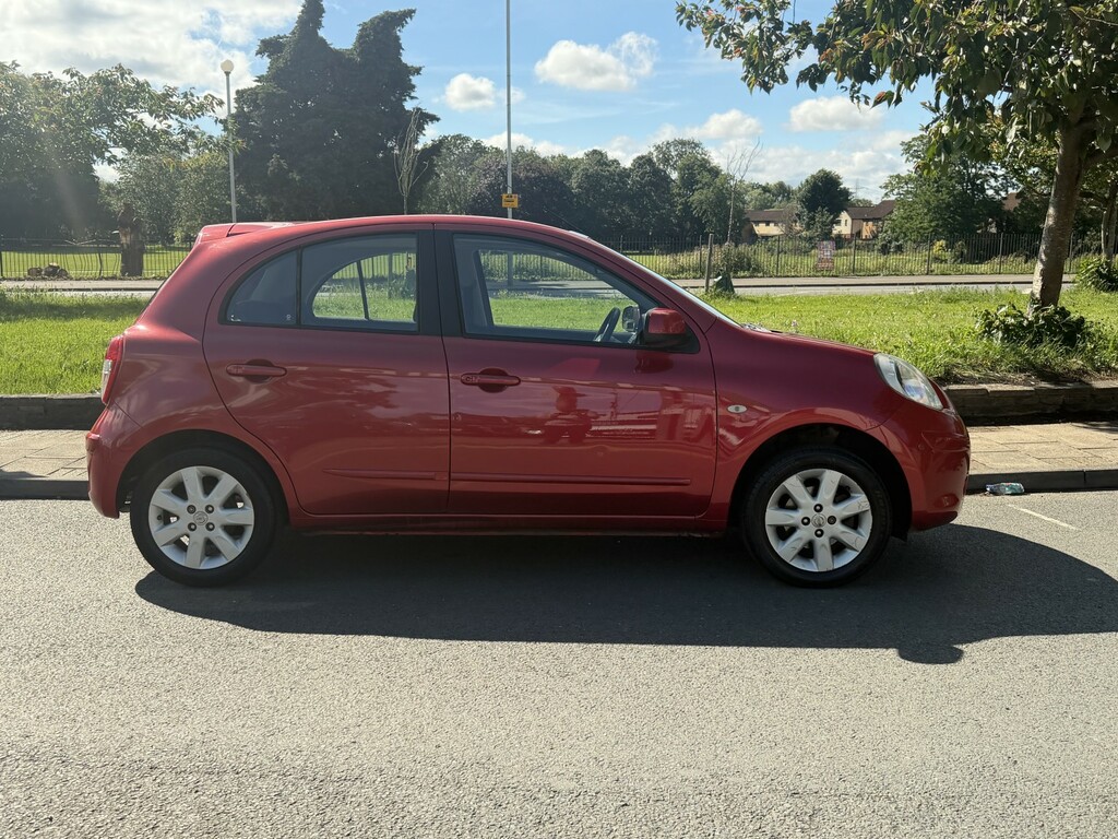 Nissan Micra Acenta White #9