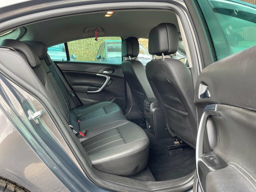Vauxhall Insignia Black #20