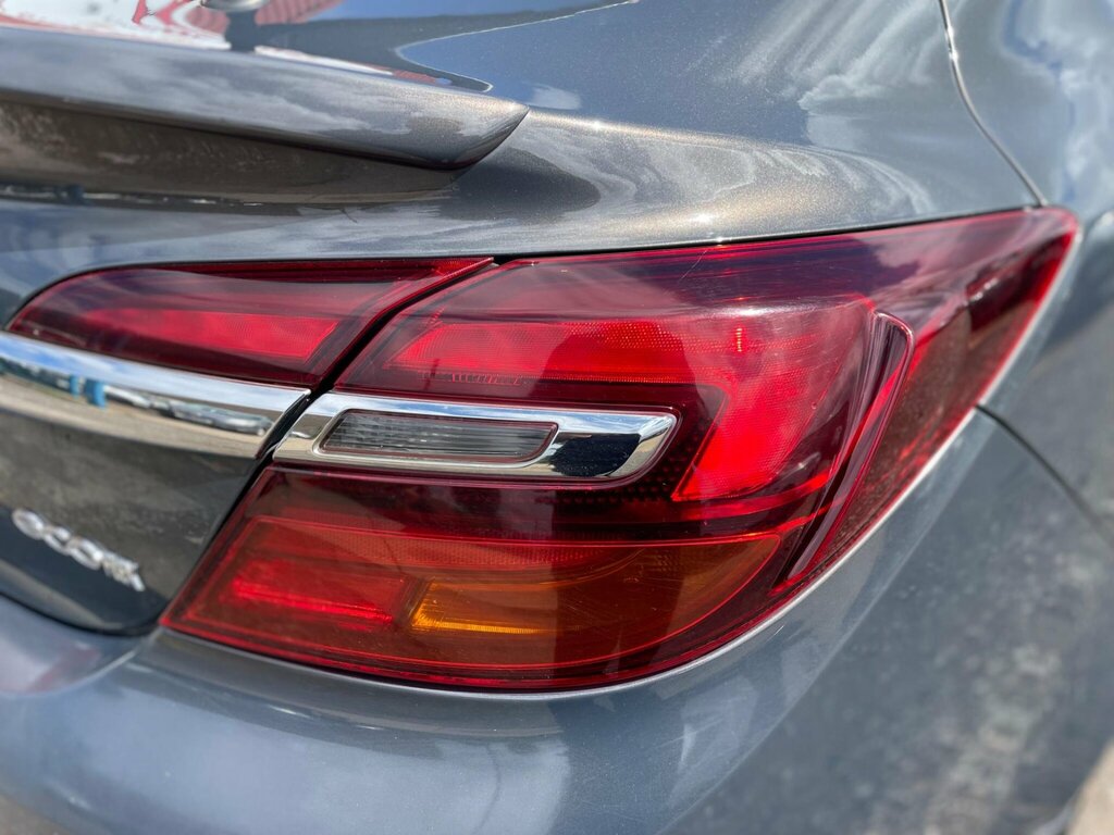 Vauxhall Insignia Black #25