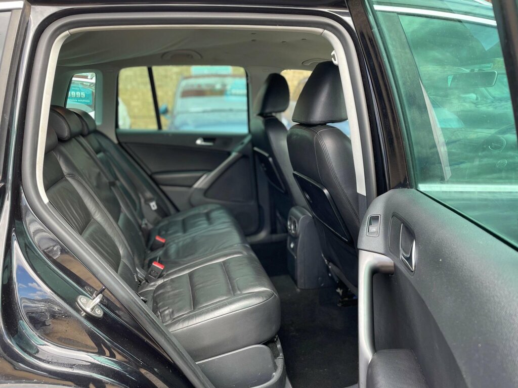 Volkswagen Tiguan Suv Black #14