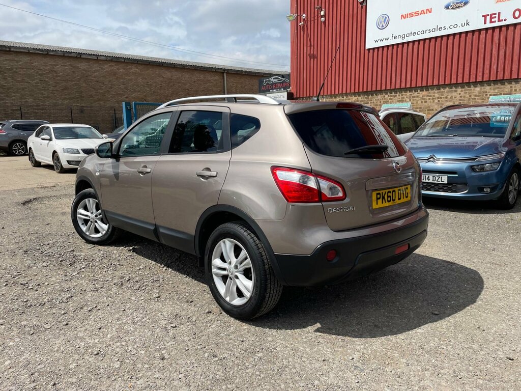 Nissan Qashqai 1.5 Dci N-tec 2Wd Euro 4 Beige #3