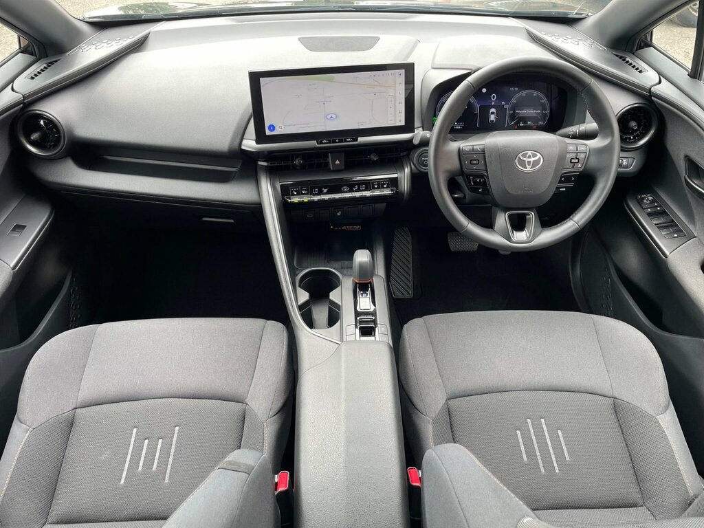 Toyota C-Hr 2.0 Vvt 13.6Kwh Design Cvt Euro 6 Ss Black #2