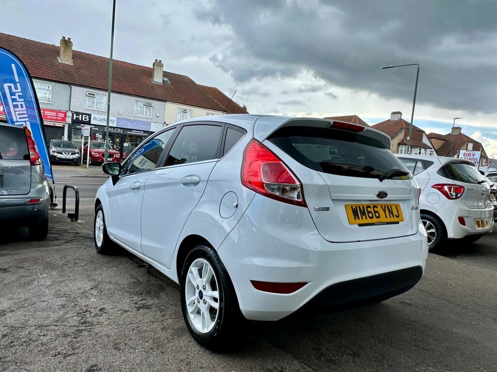 Ford Fiesta 1.0T Ecoboost Zetec White Edition Euro 6 Ss  #2