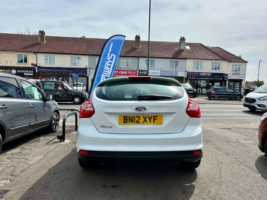 Ford Focus 1.6 Zetec Euro 5 #5