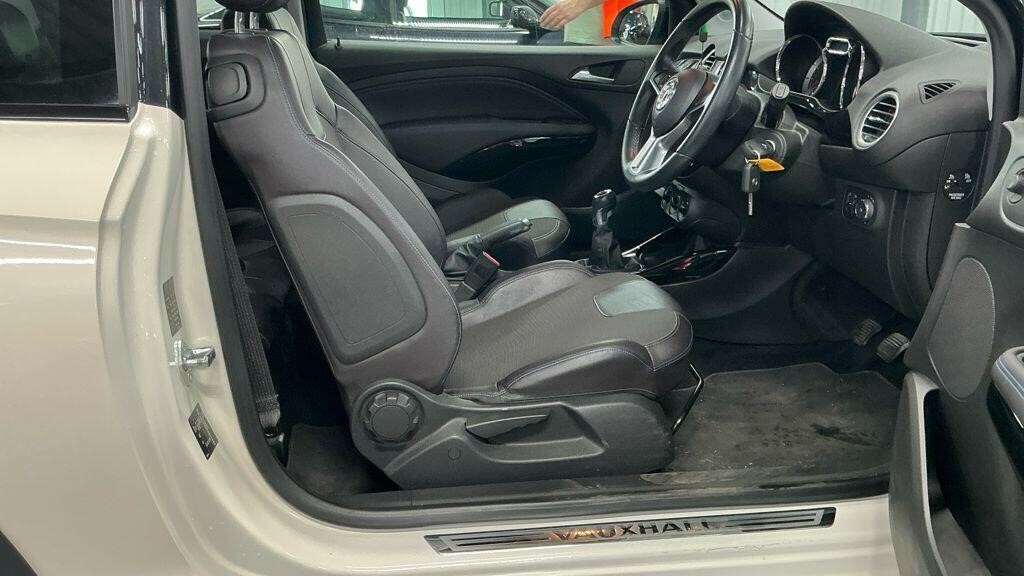 Vauxhall Adam 1.4 16V Rocks Air Euro 5  #5