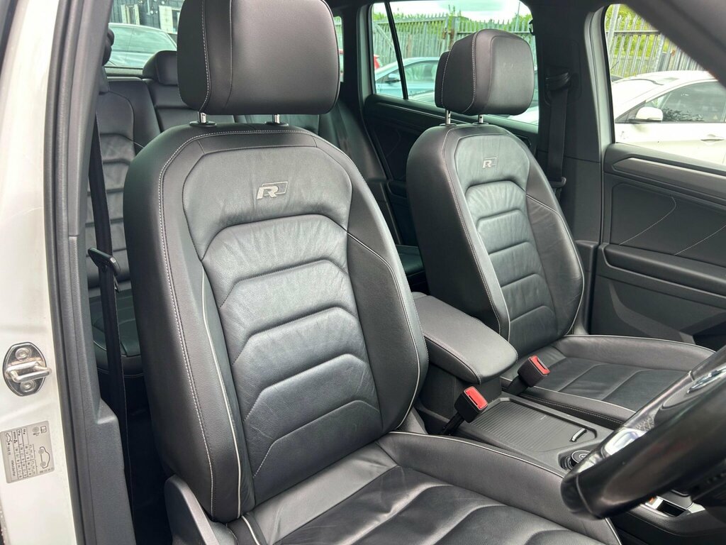 Volkswagen Tiguan 2.0 Tdi Bluemotion Tech R-line Dsg 4Motion Euro 6 MJ66HOD White #3