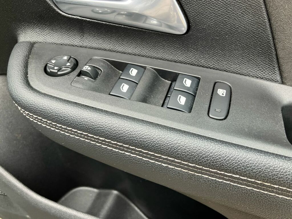 Vauxhall Mokka-e 100Kw Ultimate 50Kwh Grey #16