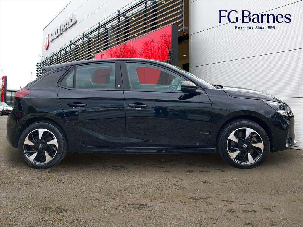 Vauxhall Corsa-e 100Kw Se Premium 50Kwh 11Kwch Black #2