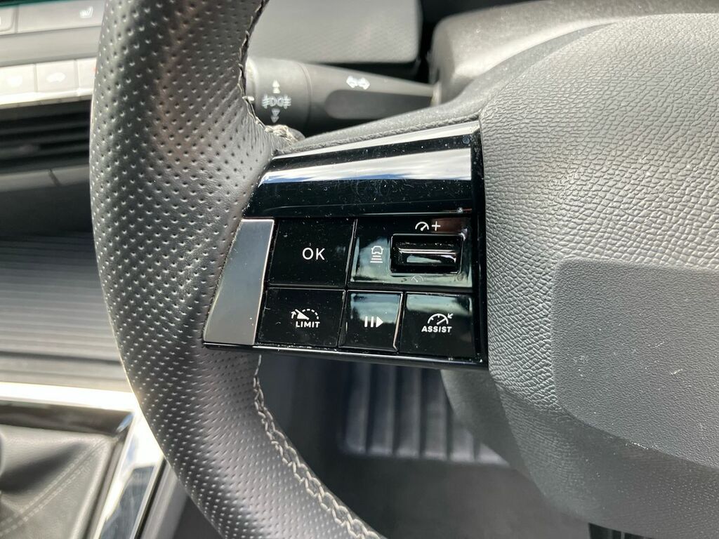 Vauxhall Astra 1.2L Gs Black #21