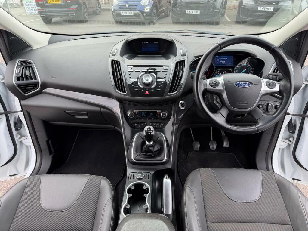 Ford Kuga Suv 2.0 Tdci Titanium Awd Euro 6 Ss 20156 White #2