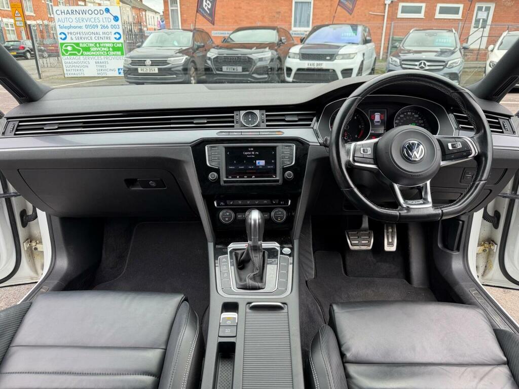 Volkswagen Passat Estate 2.0 Bitdi Bluemotion Tech R-line Dsg 4Motio White #2