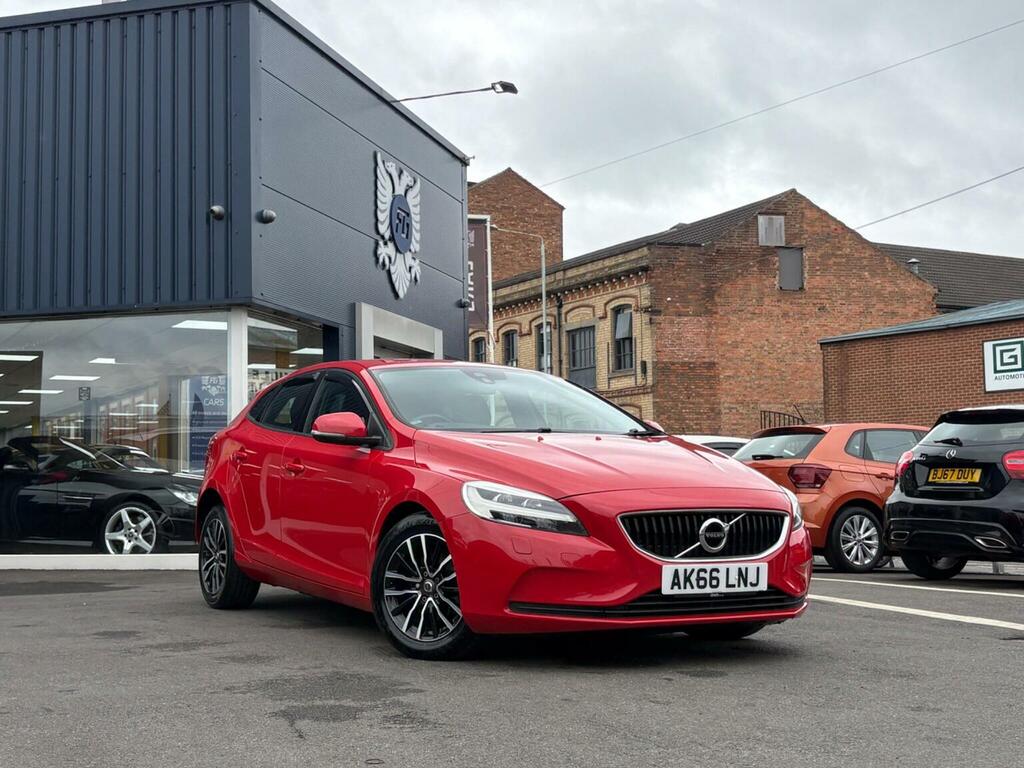 Volvo V40 Hatchback 2.0 D2 Momentum Nav Plus Euro 6 Ss AK66LNJ Red #6