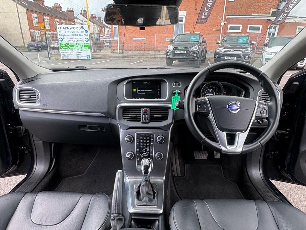 Volvo V40 Hatchback 2.0 D2 Se Lux Nav Euro 6 Ss Blue #2