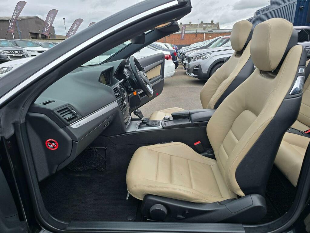 Mercedes-Benz E Class 1.8 E250 Blueefficiency Sport Cabriolet G-tronic Black #4