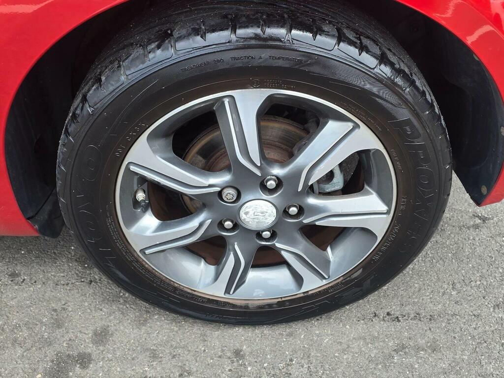 Hyundai Ix20 Se Blue Drive White #83