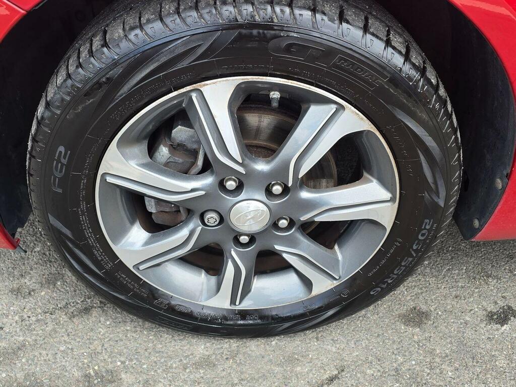 Hyundai Ix20 Se Blue Drive White #41