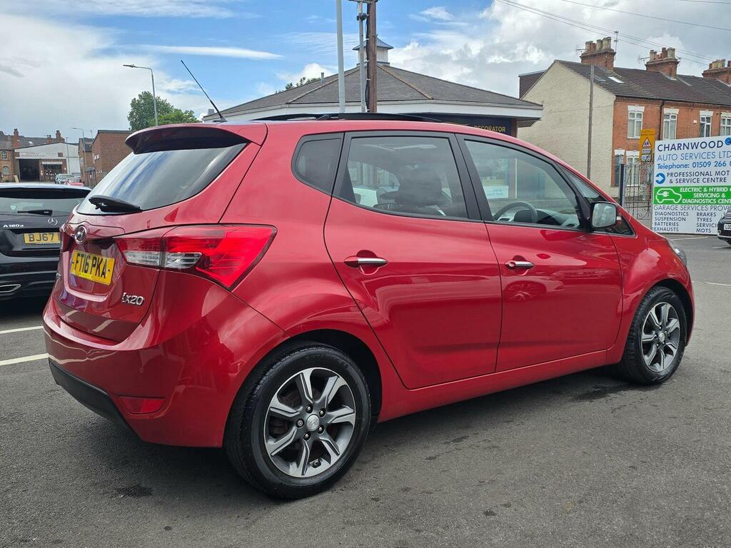 Hyundai Ix20 Se Blue Drive White #53