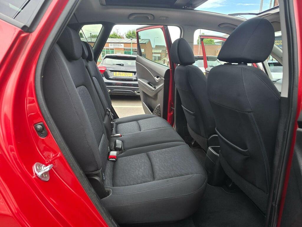 Hyundai Ix20 Se Blue Drive White #17