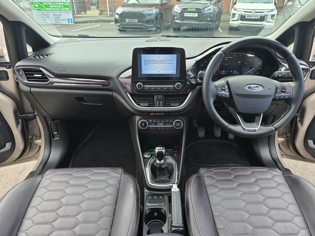 Ford Fiesta Hatchback 1.0T Ecoboost Vignale Euro 6 Ss MP19JKY Beige #2