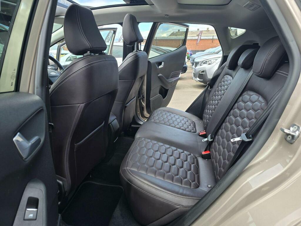 Ford Fiesta Hatchback 1.0T Ecoboost Vignale Euro 6 Ss MP19JKY Beige #5