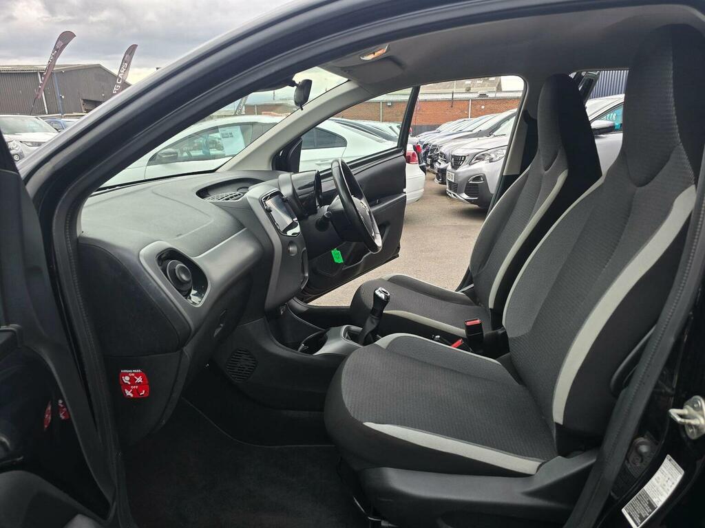 Toyota Aygo Hatchback 1.0 Vvt-i X-trend Euro 6 Safety Sen NA70MFN Black #4