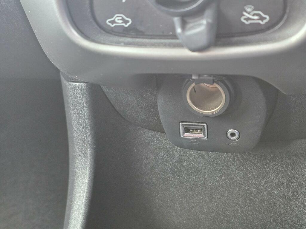 Citroen C1 1.2 Puretech Airscape Flair 82 Bhp White #69