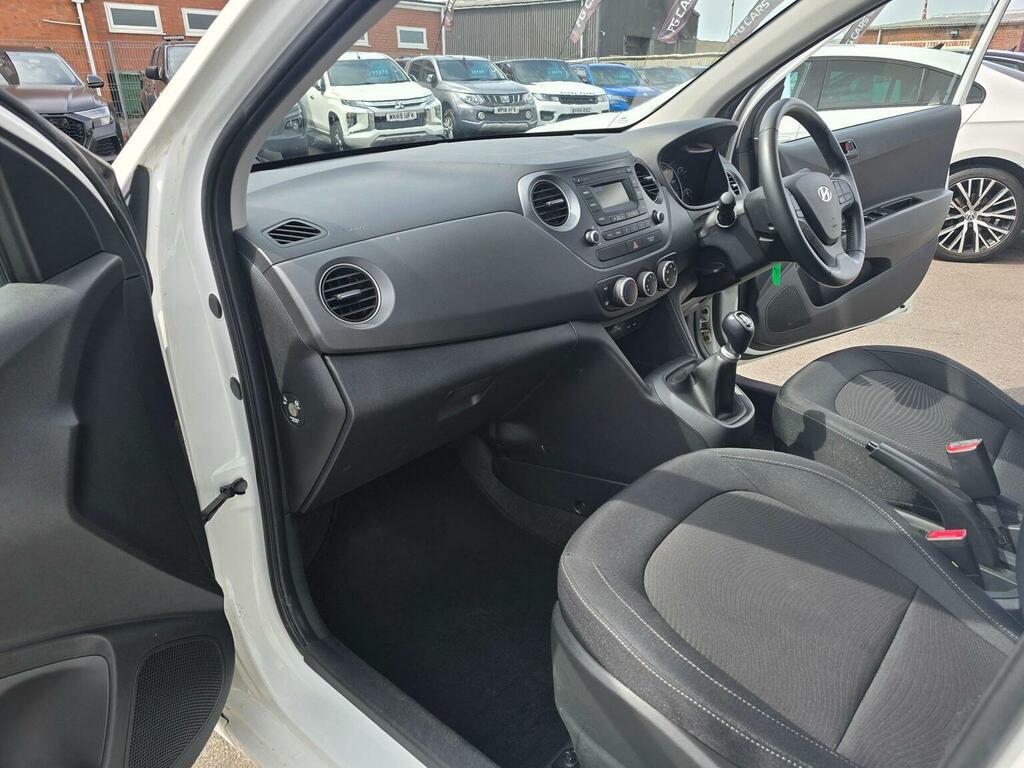 Hyundai I10 1.0 Se Euro 6 White #3