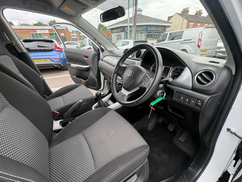 Suzuki Vitara 1.6 Sz4 Euro 6 Ss White #3
