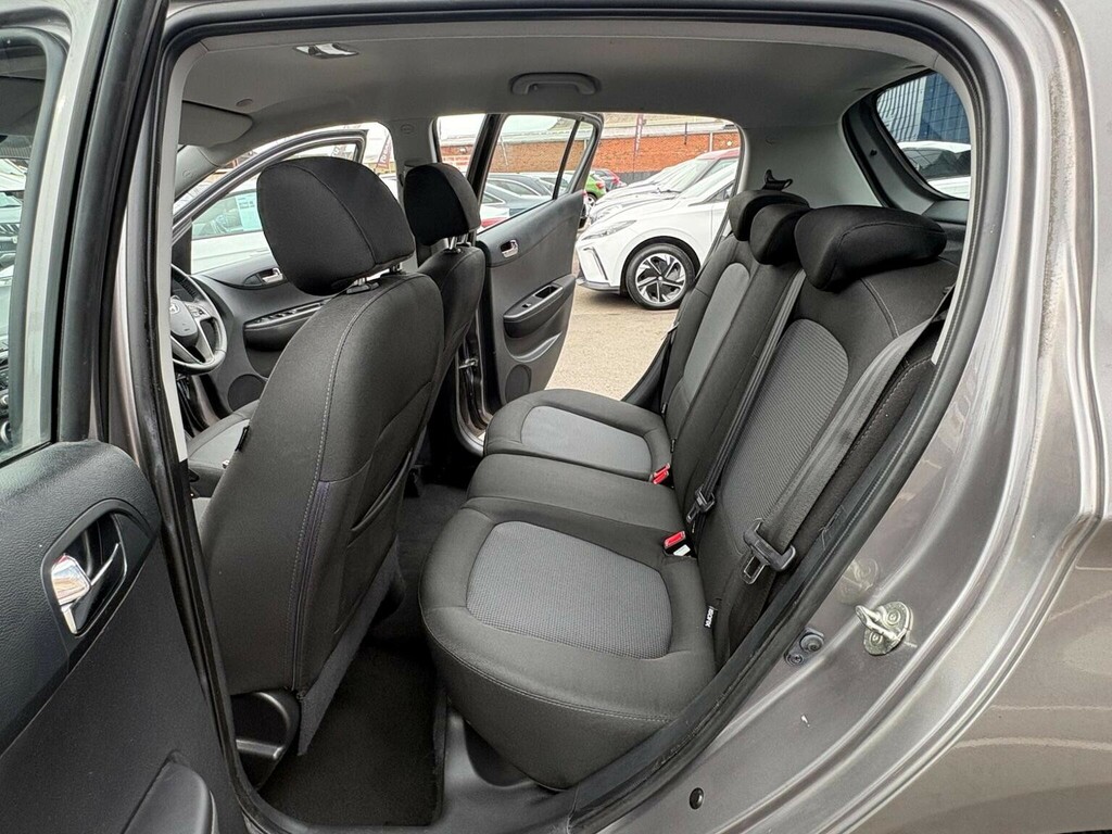 Hyundai I20 1.2 Active 84 Silver #17