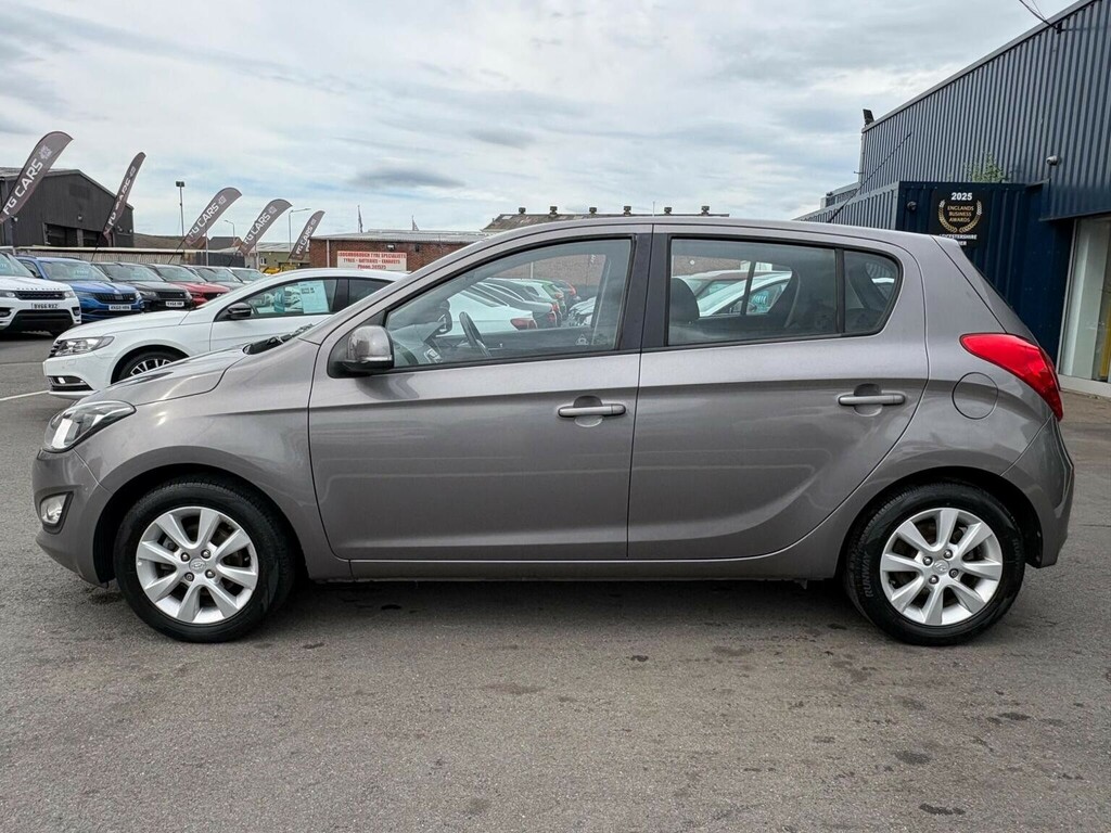 Hyundai I20 1.2 Active 84 Silver #11