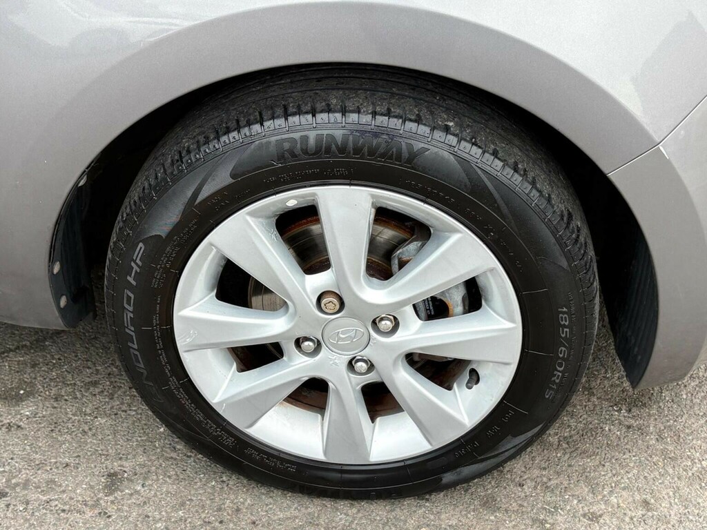 Hyundai I20 1.2 Active 84 Silver #32