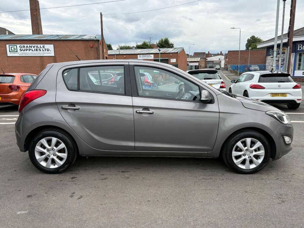 Hyundai I20 1.2 Active 84 Silver #10